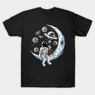 astronaut drinking coffee eating donuts T-Shirt